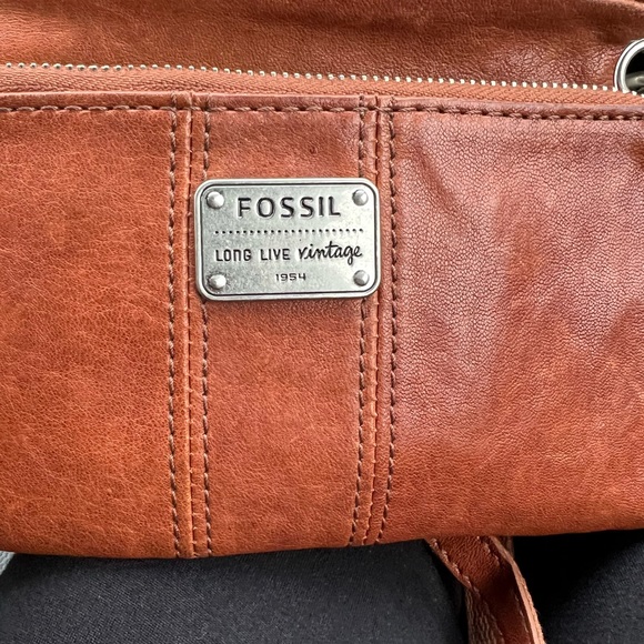 Fossil long live vintage weathered leather brown crossbody bag - Picture 7 of 10
